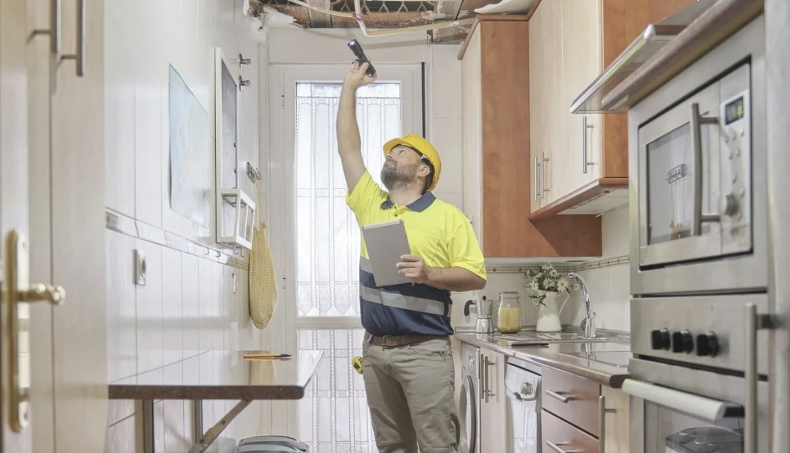 7 Home Inspection Red Flags I Look For First, cover image